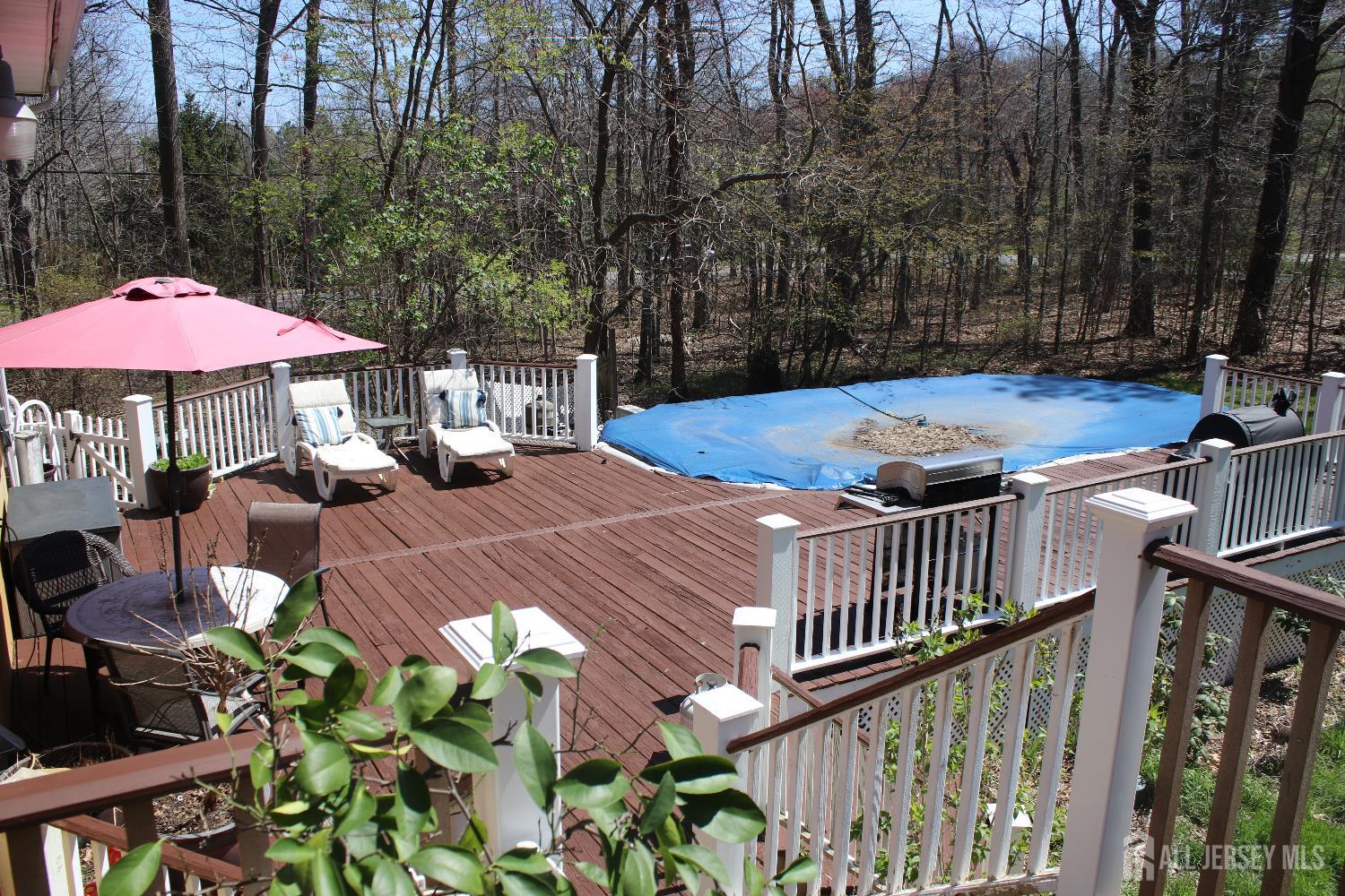 398 Pleasant Valley Rd, Old Bridge, NJ 08857 photo