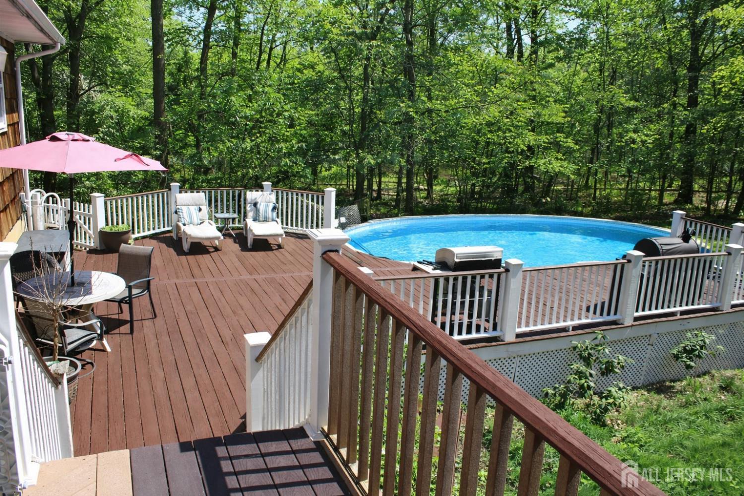 398 Pleasant Valley Rd, Old Bridge, NJ 08857 photo