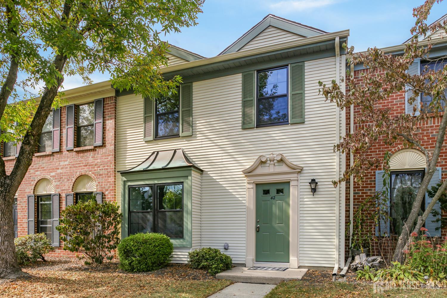 42 O'neill Ct, Lawrence, NJ 08648