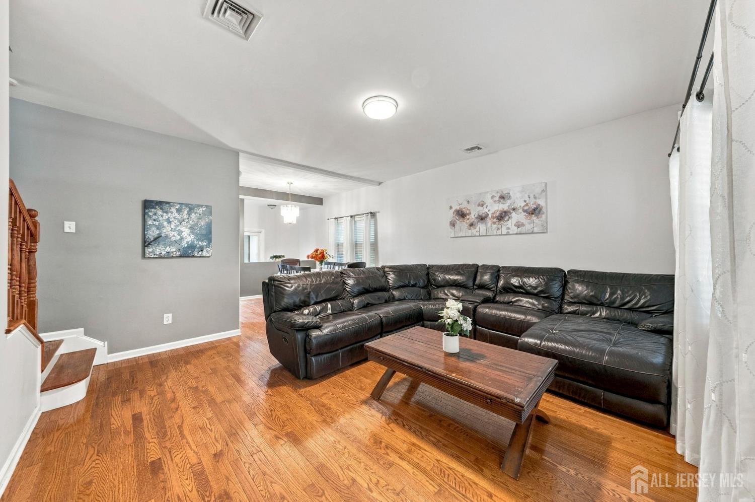134 Atlantic St, Menlo Park Terrace, NJ 08840 photo