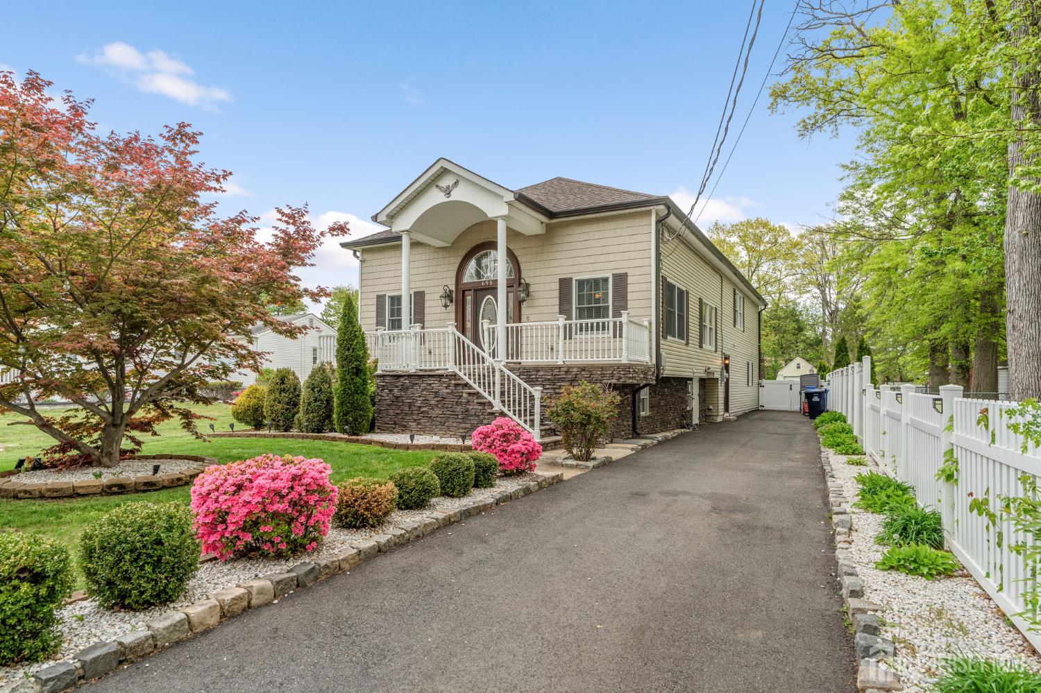 695 Spruce Rd, North Brunswick, NJ 08902 photo