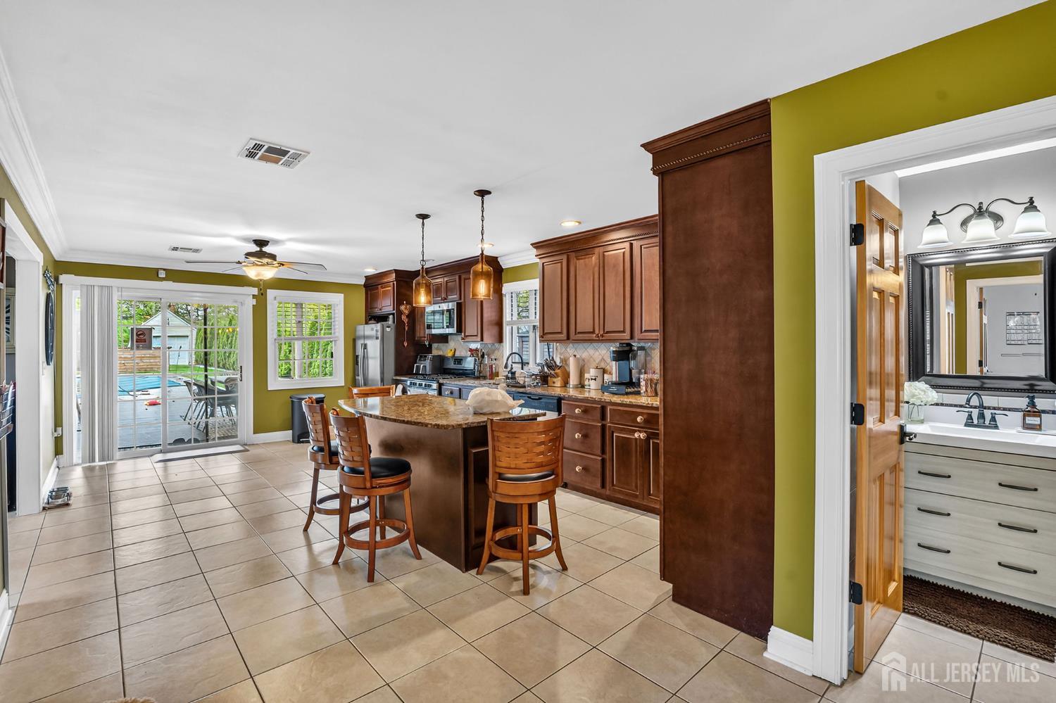 695 Spruce Rd, North Brunswick, NJ 08902 photo