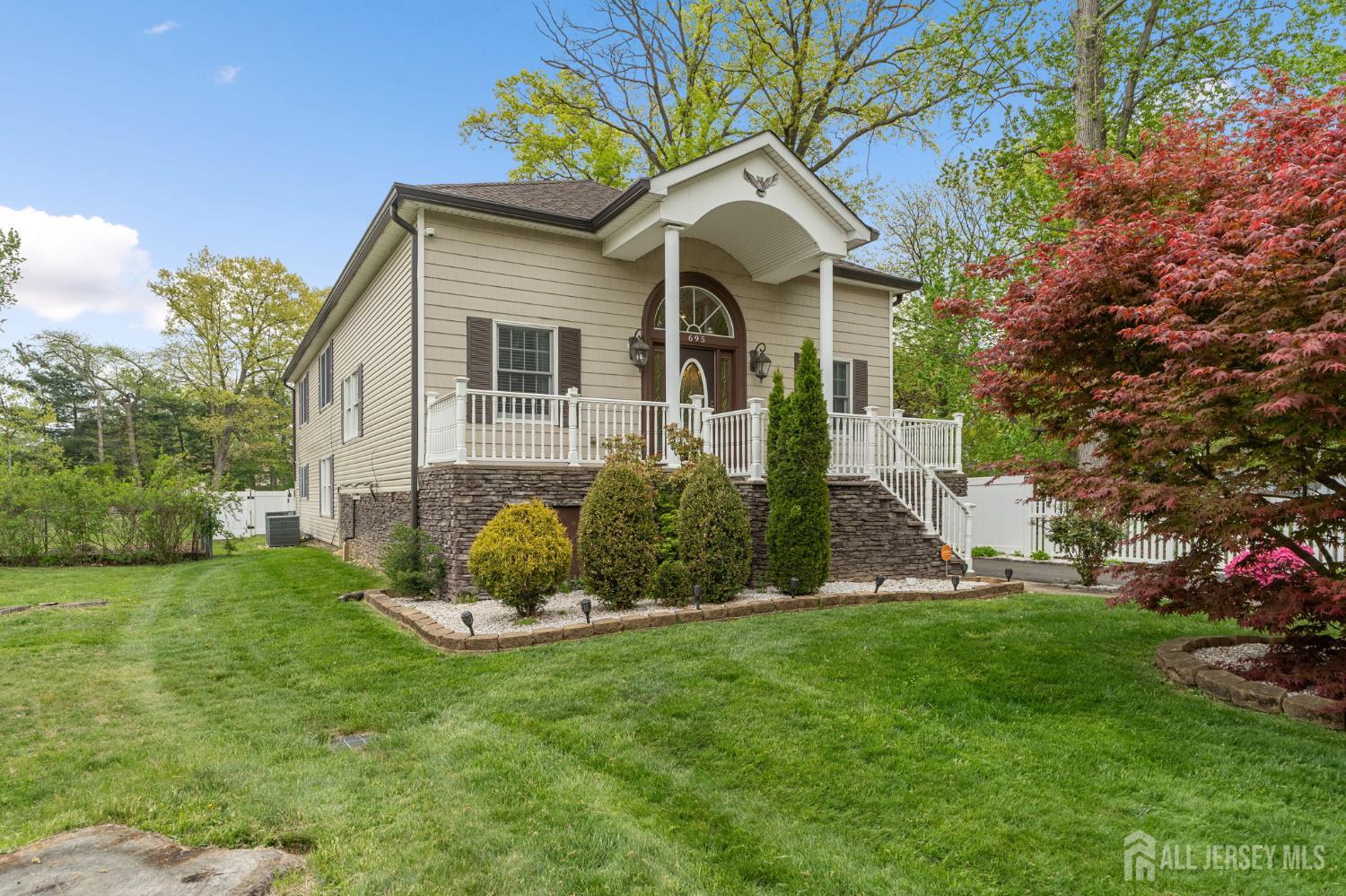 695 Spruce Rd, North Brunswick, NJ 08902 photo