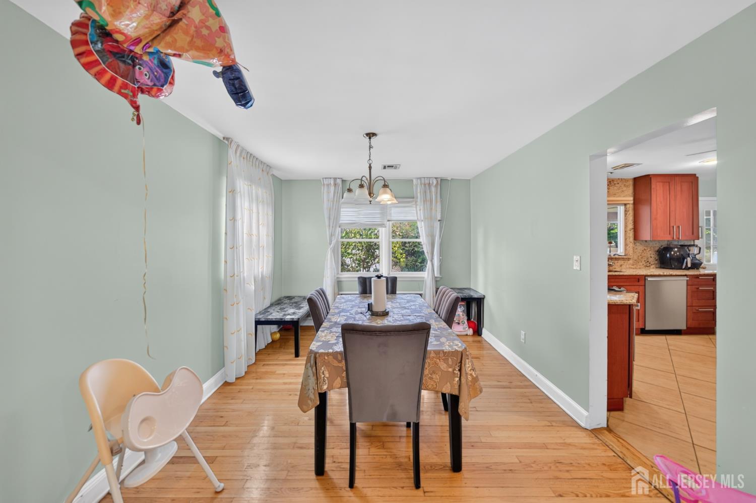 47 Albert Ave, Edison, NJ 08837 photo