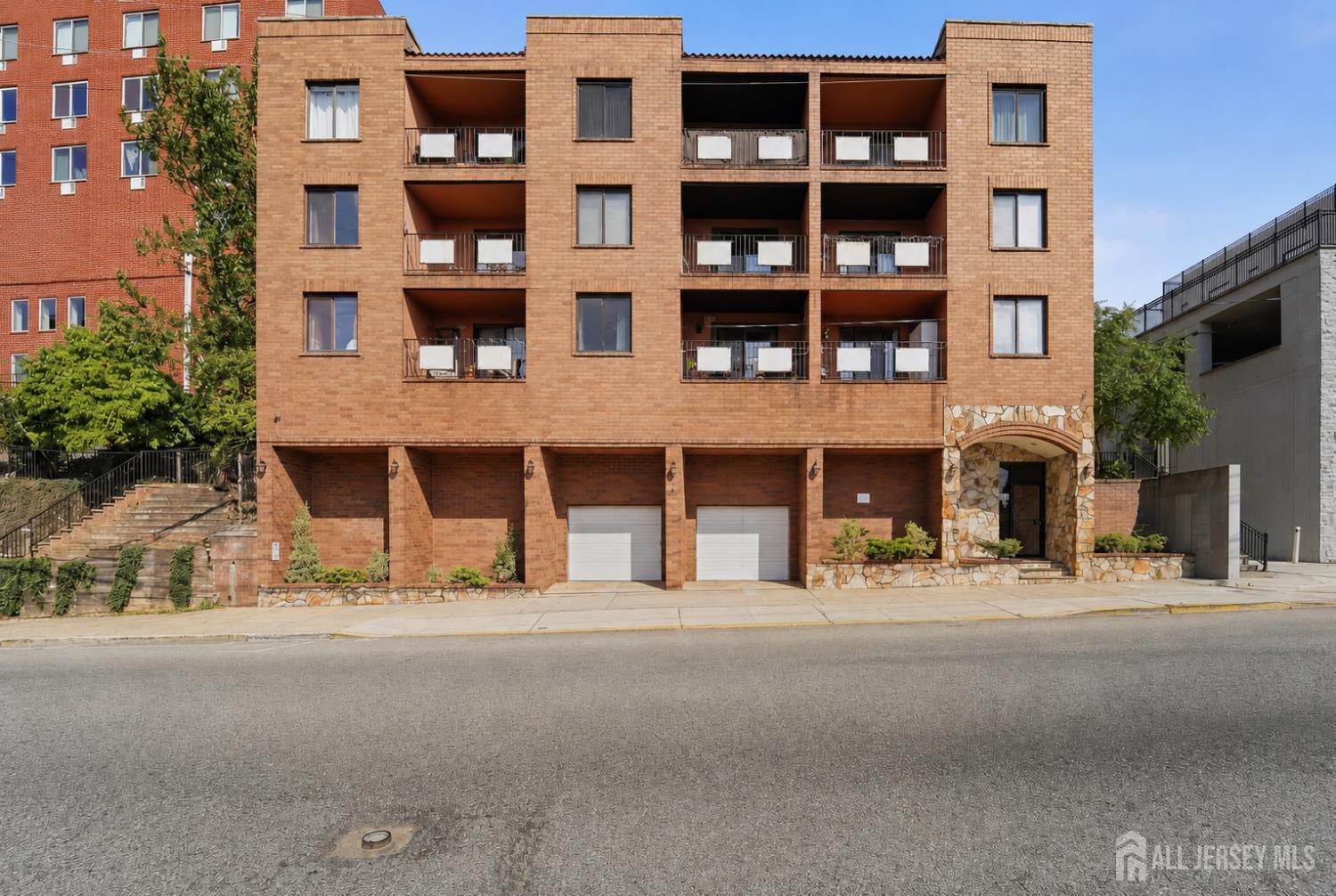 1906 Paterson Plank Rd, North Bergen, NJ 07047