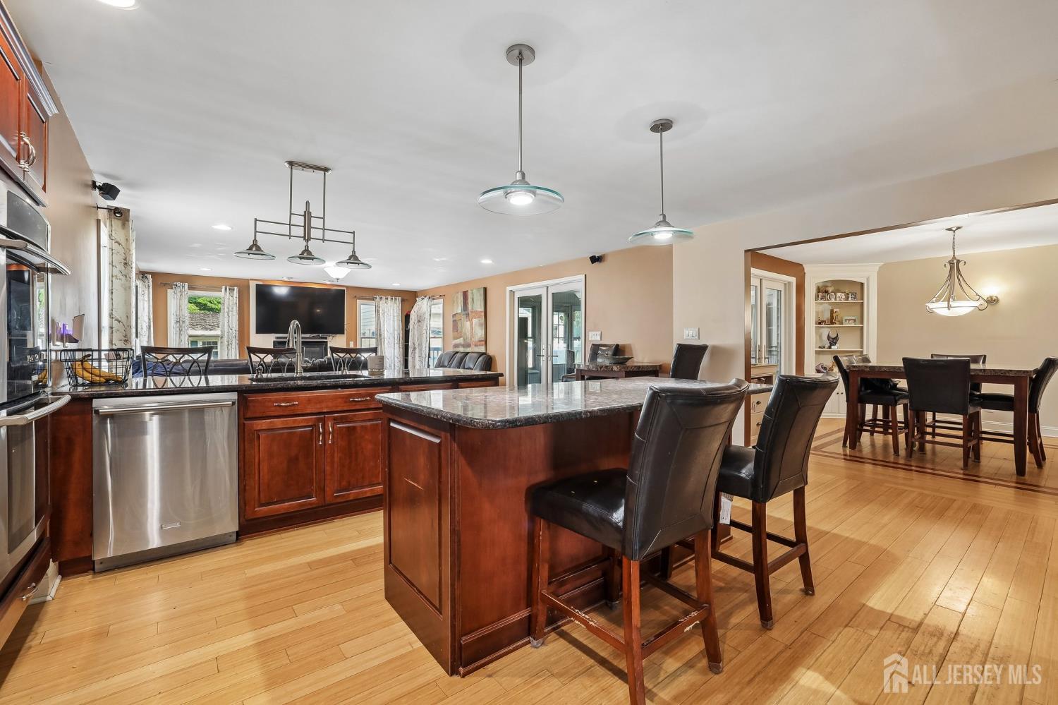 289 Franklin Rd, North Brunswick, NJ 08902 photo