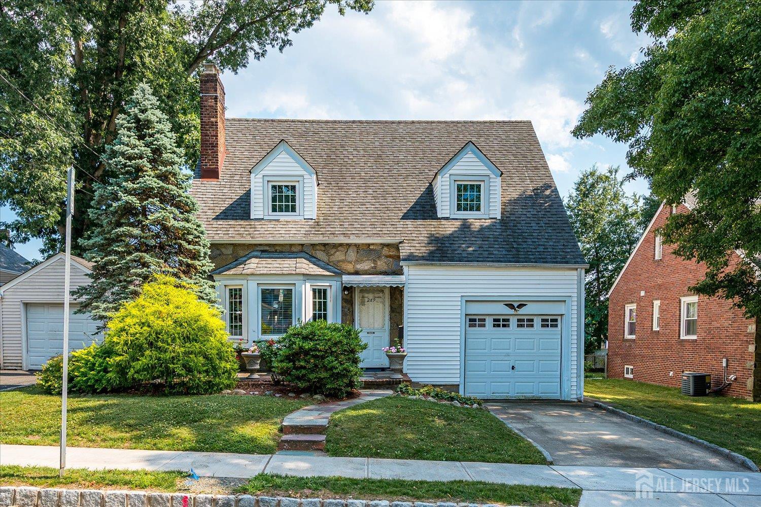 289 Hazel Pl, Union Twp, NJ 07083