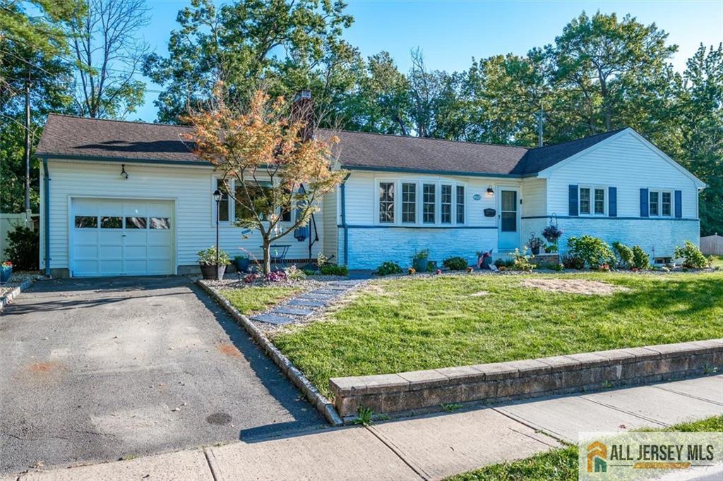 228 Norris Ave, Metuchen, NJ 08840 photo