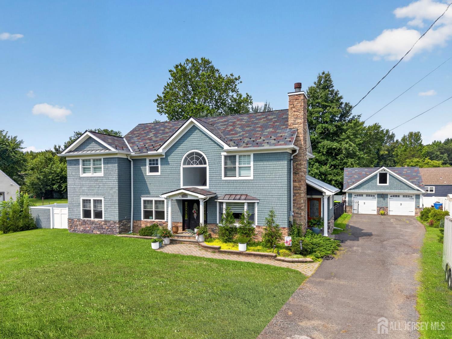 586 Englishtown Rd, Monroe, NJ 08831