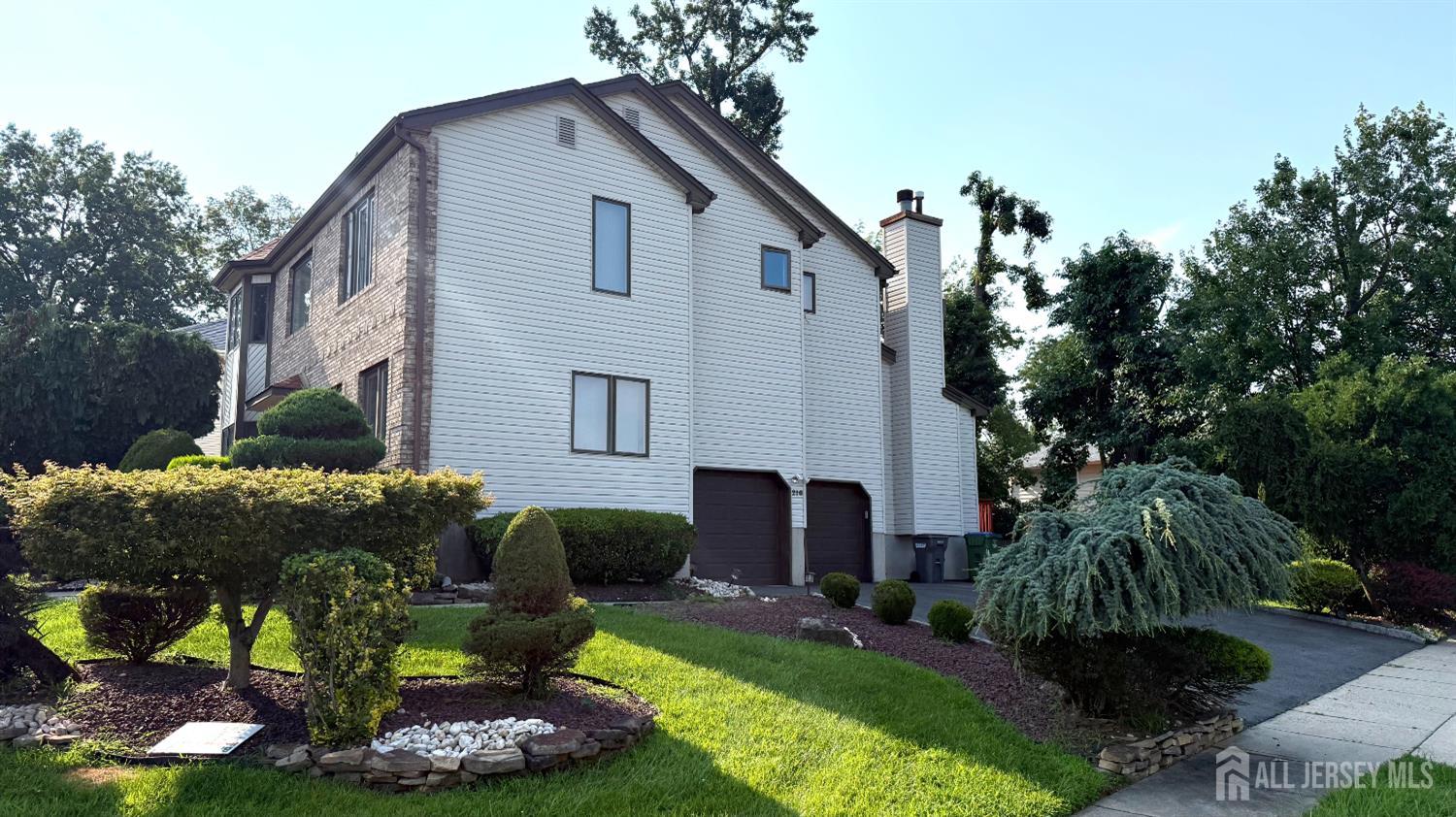 216 Fletcher St, Edison, NJ 08820 photo