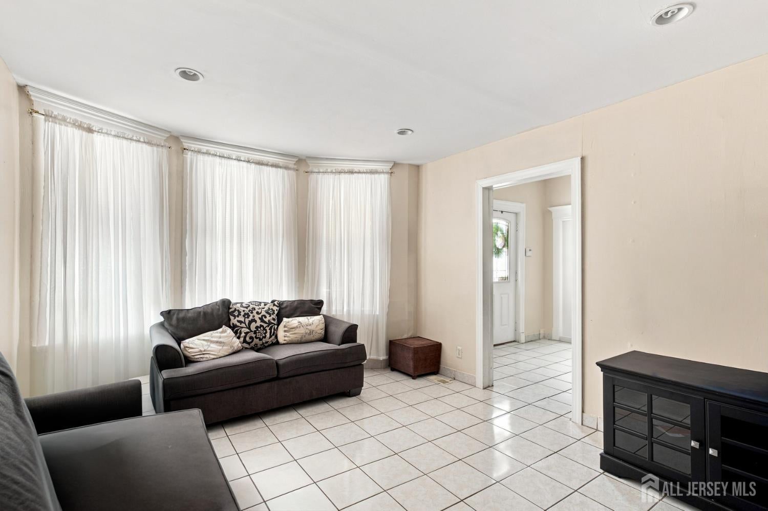 128 Lewis St, Perth Amboy, NJ 08861 photo