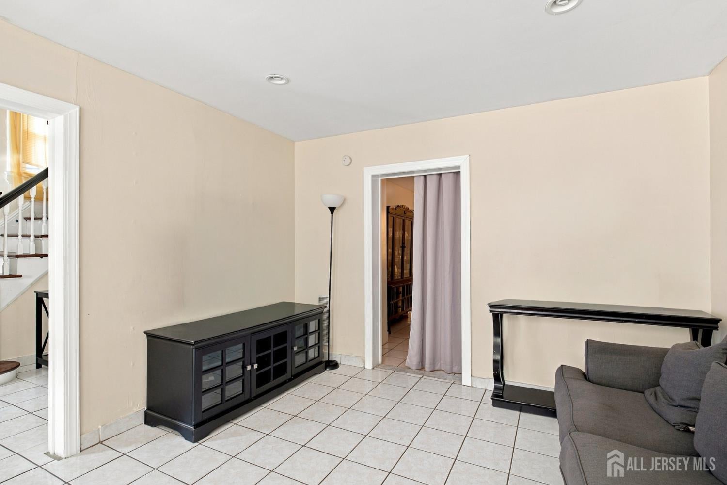 128 Lewis St, Perth Amboy, NJ 08861 photo