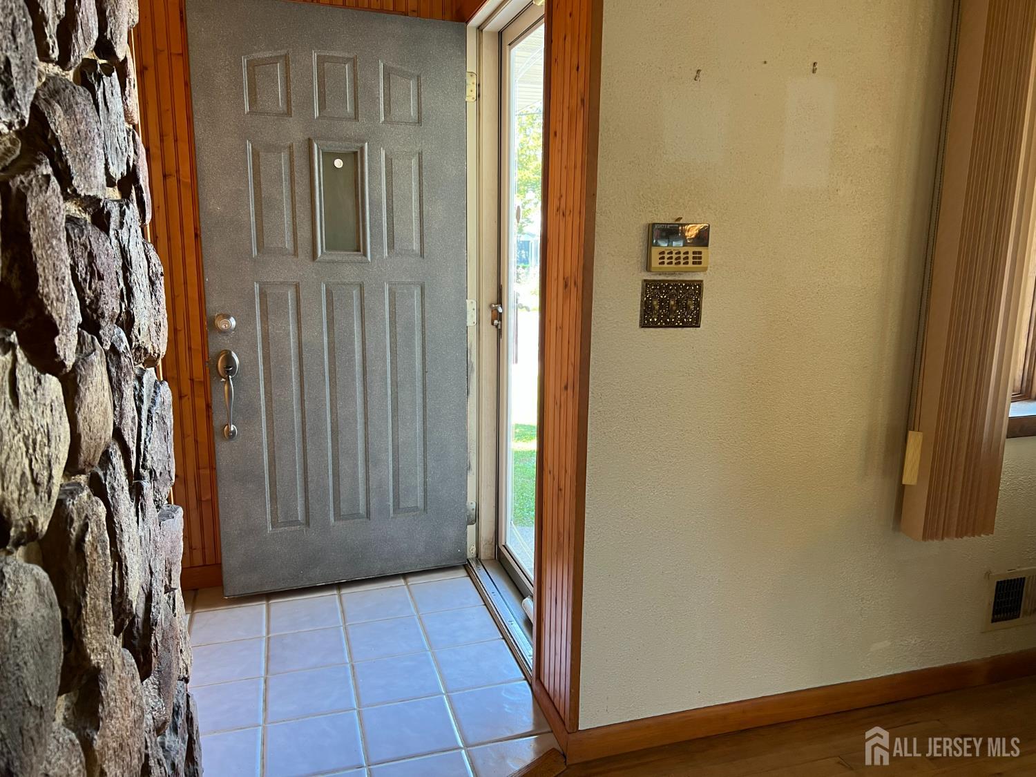 31 Mercer Rd, Old Bridge, NJ 08857 photo