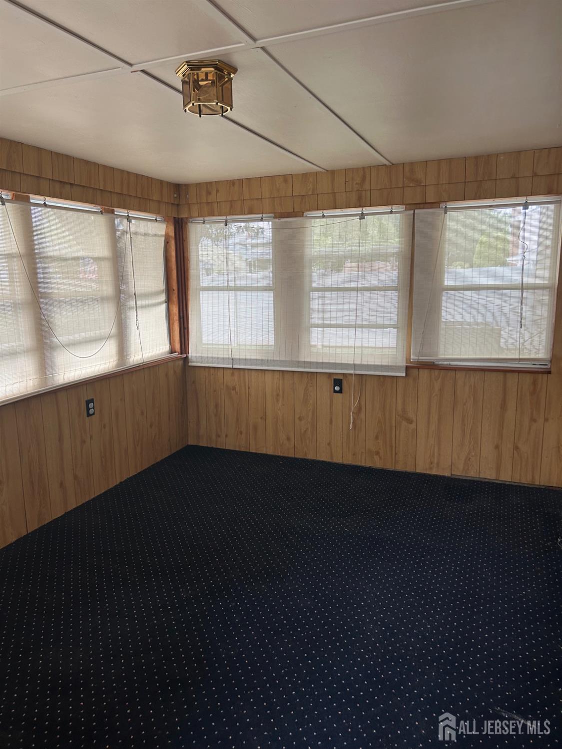 1210 Dakota Rd, North Brunswick, NJ 08902 photo