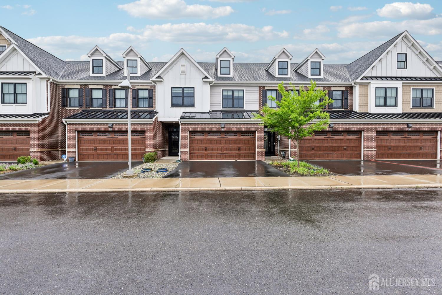 52 Riverwalk, Plainsboro, NJ 08536
