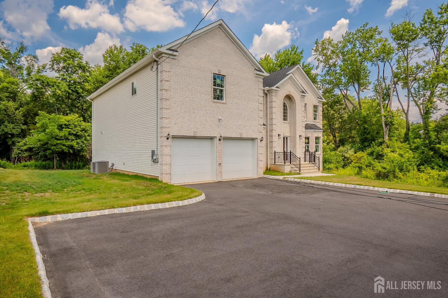 840 Ridge Rd, North Brunswick, NJ 08852 photo
