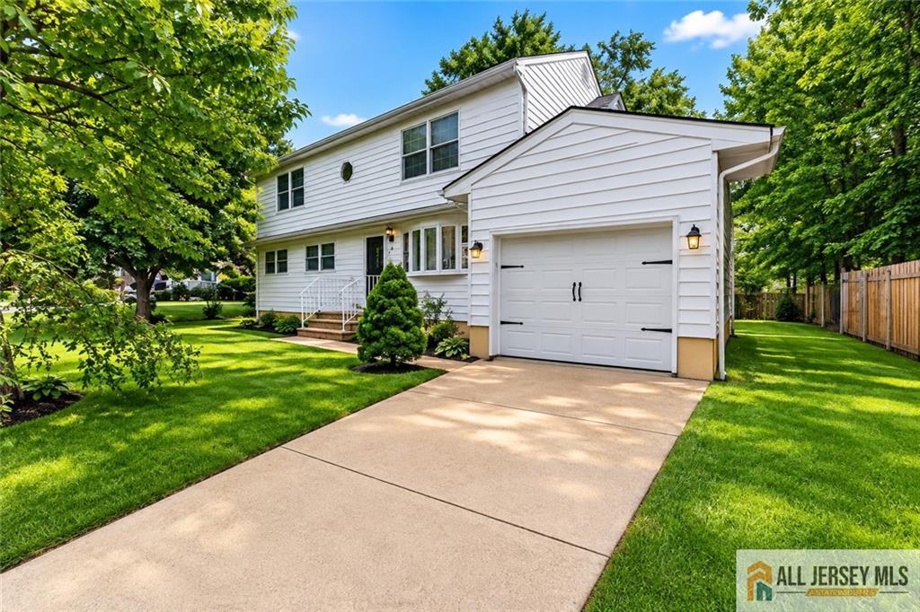 20 Thompson Ave, Fords, NJ 08863