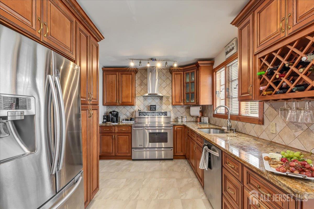 544 8th St, Plainfield, NJ 07060