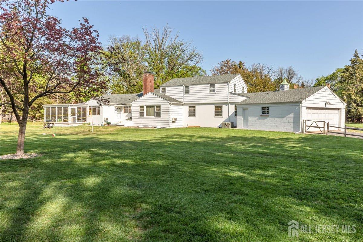 544 W 8th St, Plainfield, NJ 07060 photo