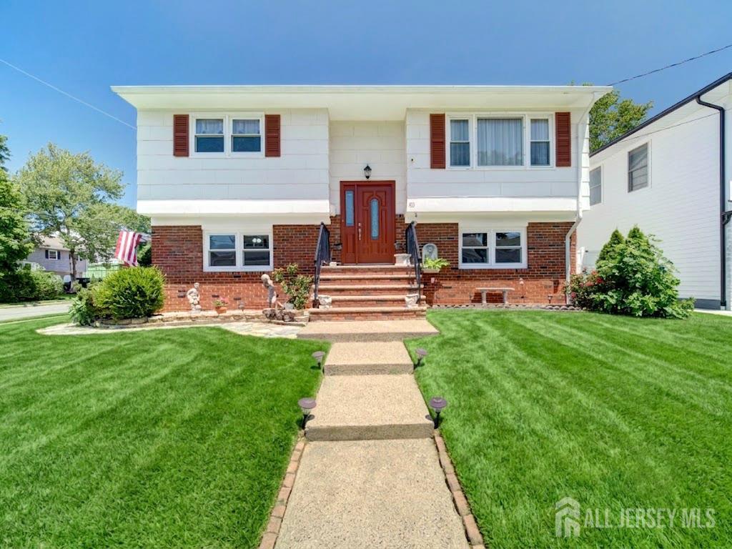 60 Cliff Rd, Colonia, NJ 07067