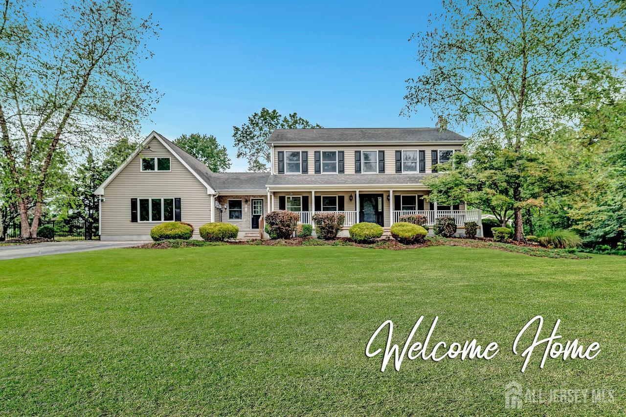526 County Road 579, Raritan, NJ 08551