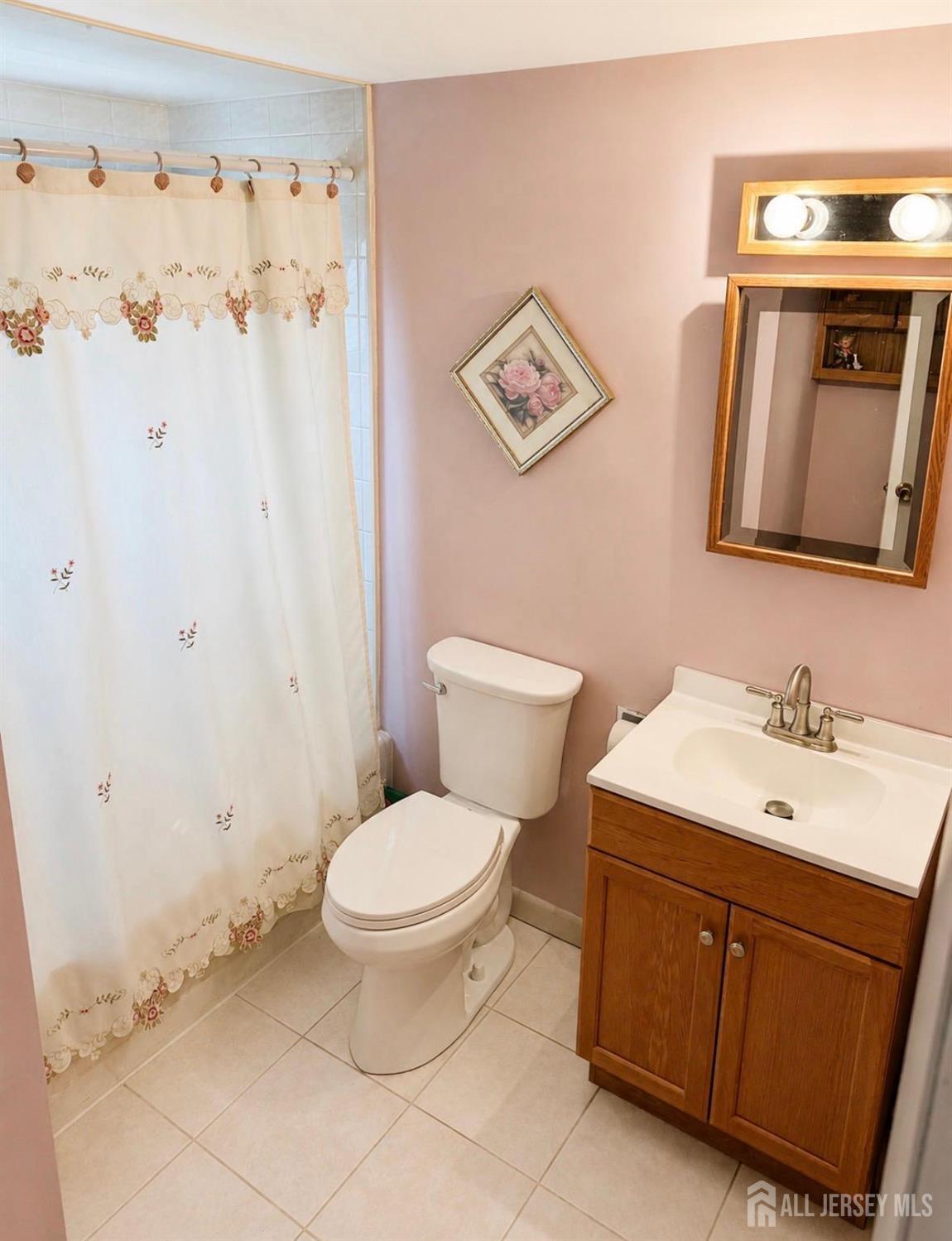 13 Ginda Ave, Carteret, NJ 07008 photo