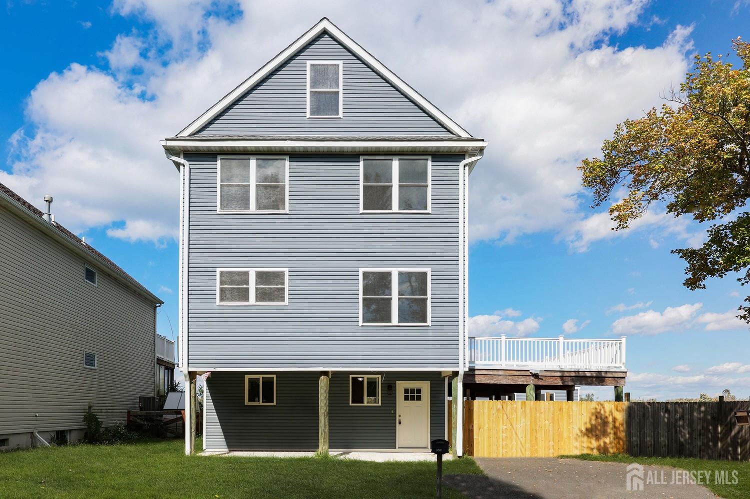 227 Bay Ave, Leonardo, NJ 07737