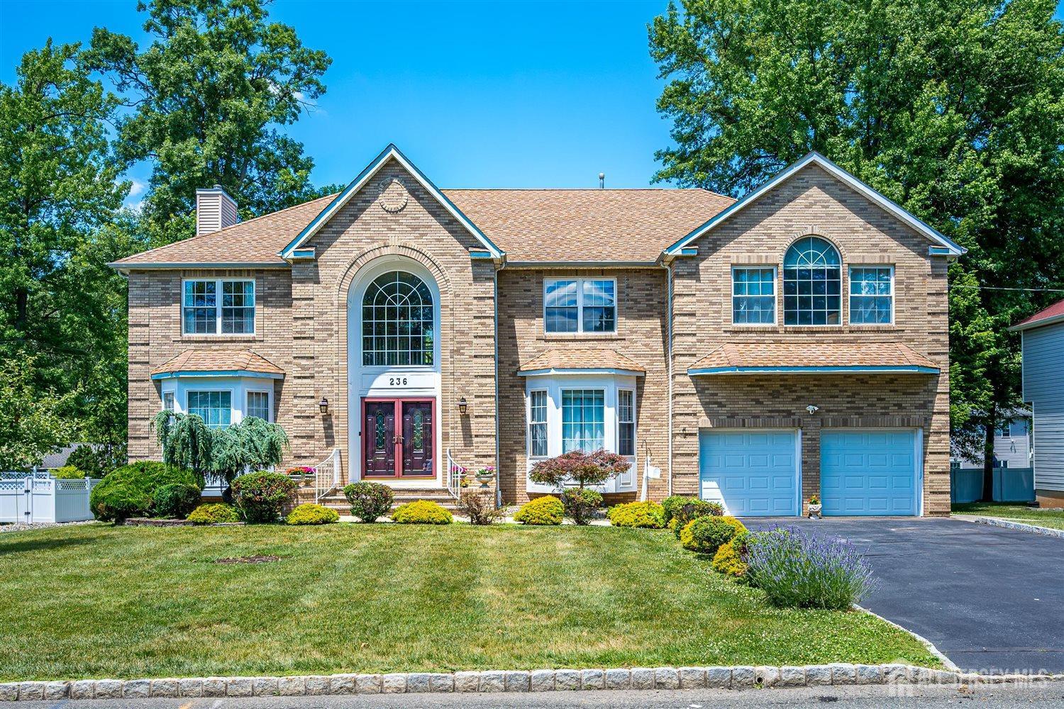 236 Shirley Ave, Edison, NJ 08820