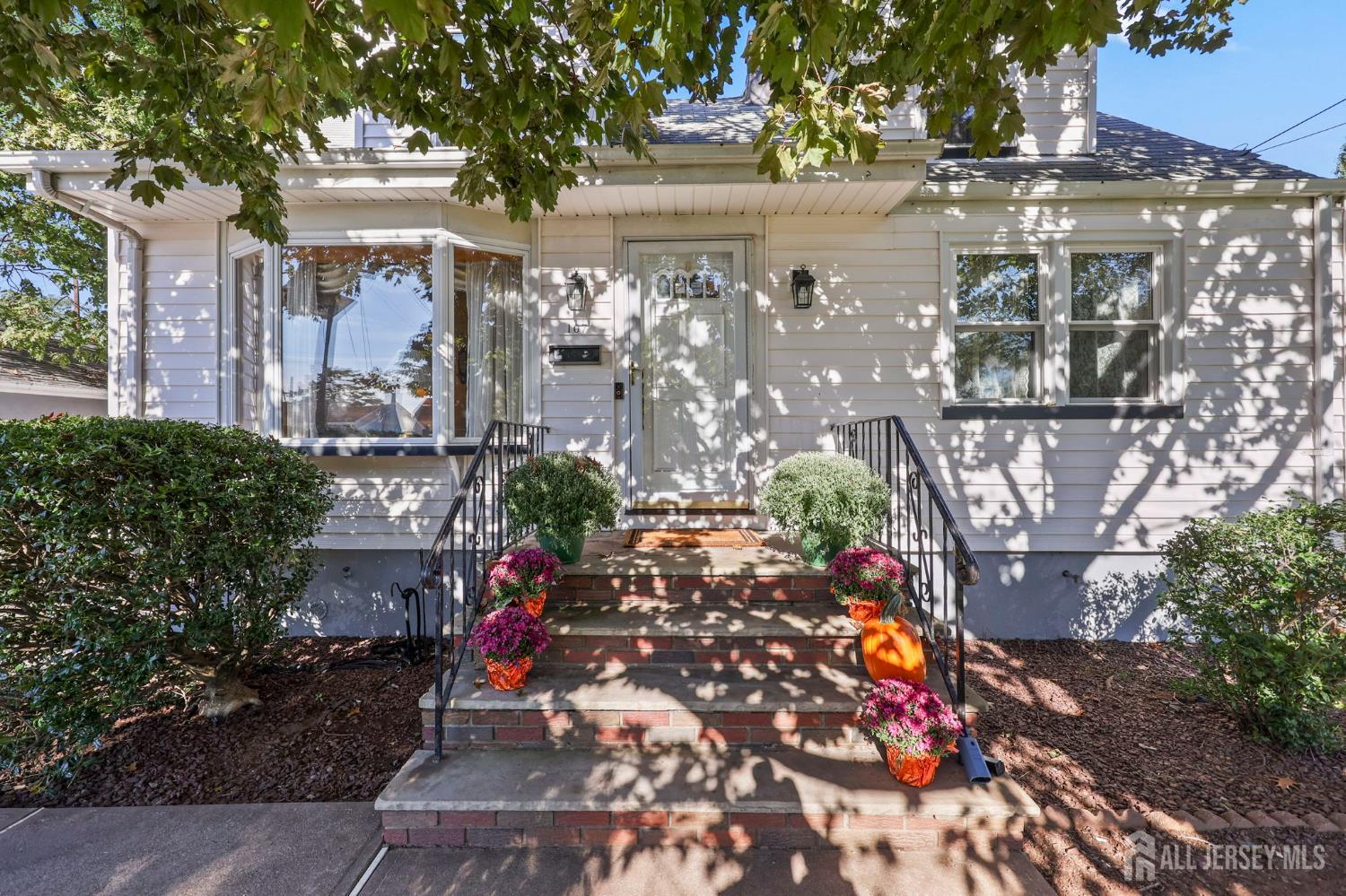 107 Kimball St, Iselin, NJ 08830