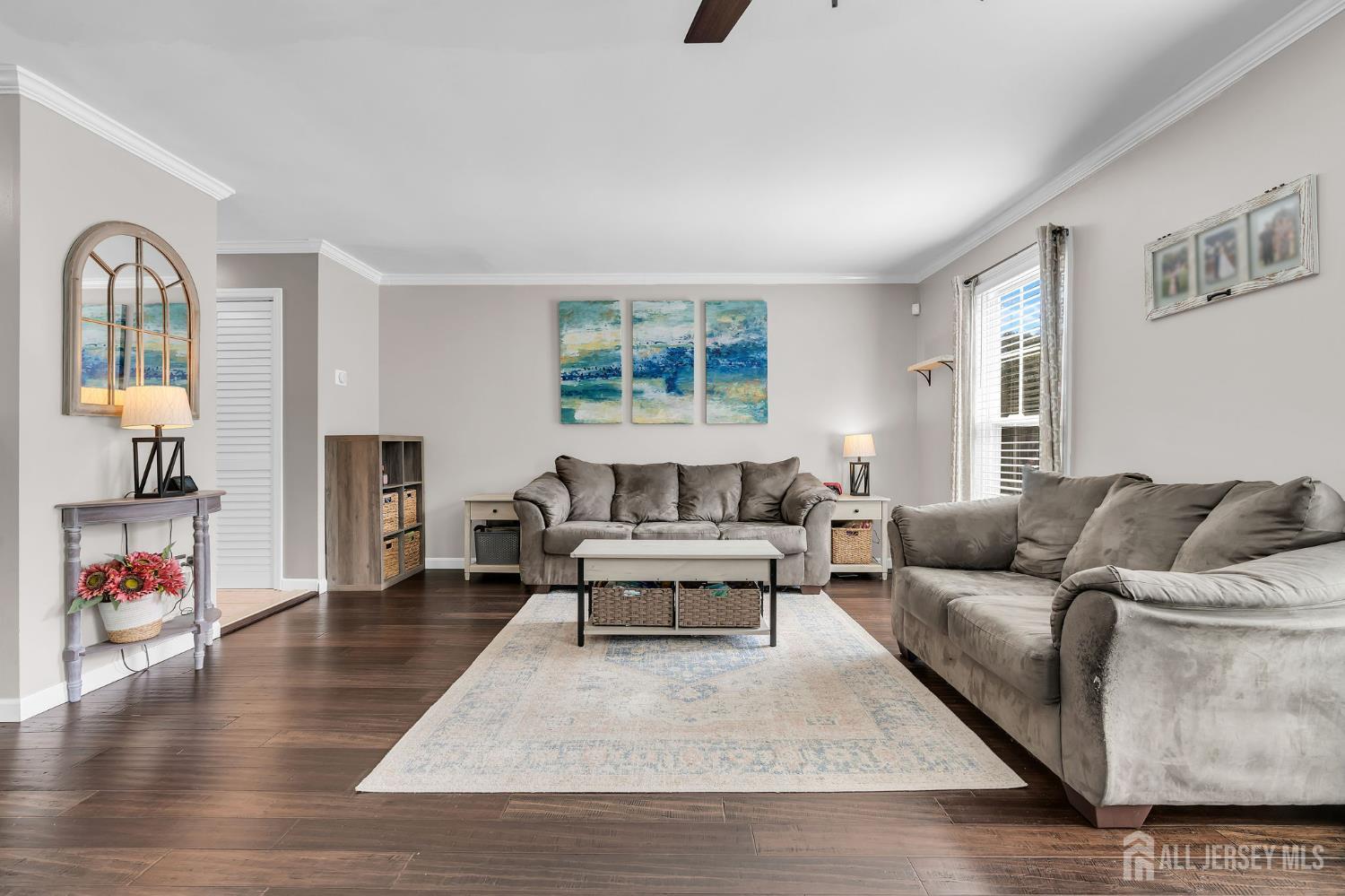 49 Lantern Ln, Sayreville, NJ 08872 photo