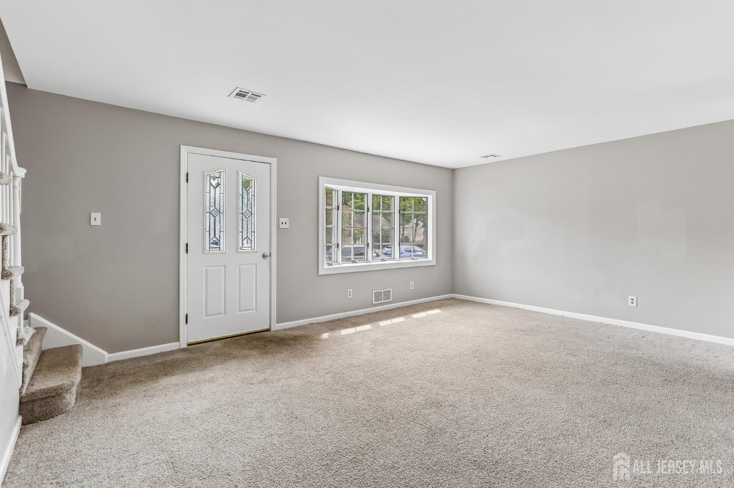 33 Caldwell Rd, Edison, NJ 08817 photo