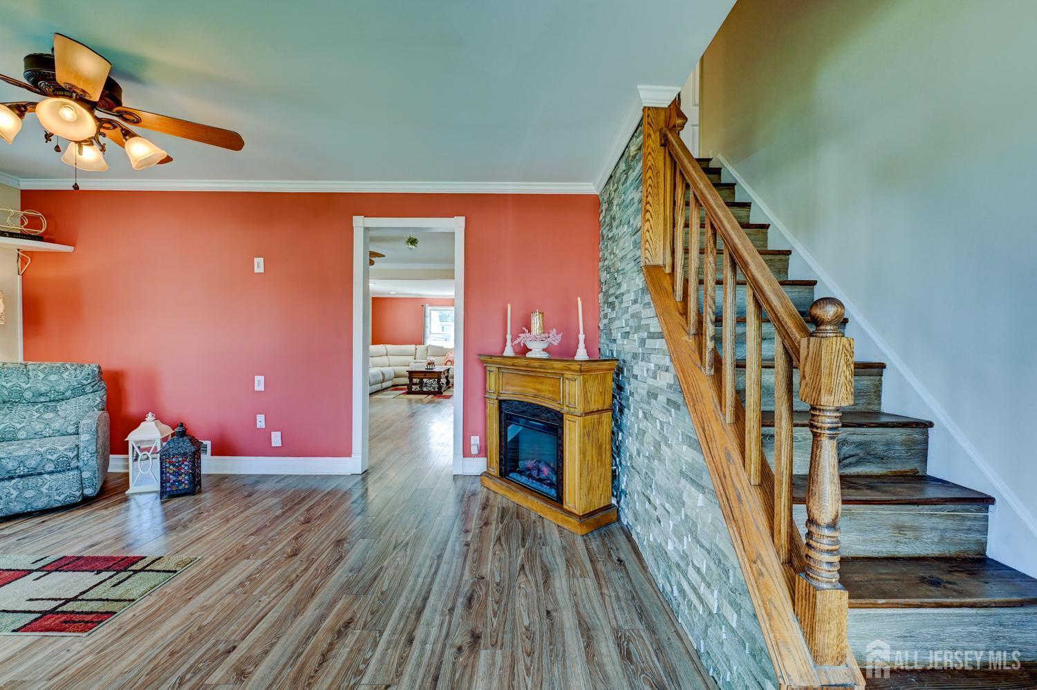 416 Giles Ave, Middlesex, NJ 08846 photo