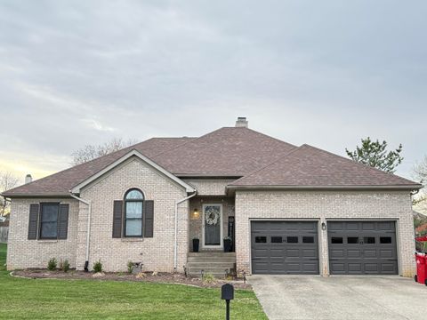 Single Family Residence in Frankfort KY 1026 Tyburn Lane.jpg