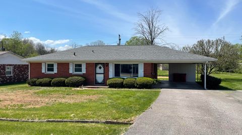 Single Family Residence in Frankfort KY 210 Spruce Drive.jpg