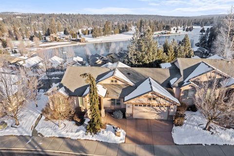 Single Family Residence in Spokane WA 813 E Wandermere Estates Ln.jpg