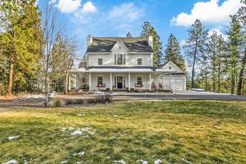 Single Family Residence in Spokane WA 10803 Freya Rd.jpg