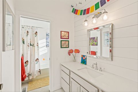 Single Family Residence in Spokane WA 10803 S Freya Rd 32.jpg