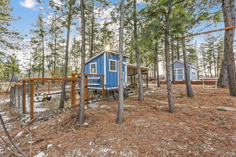 Single Family Residence in Spokane WA 10803 S Freya Rd 3.jpg