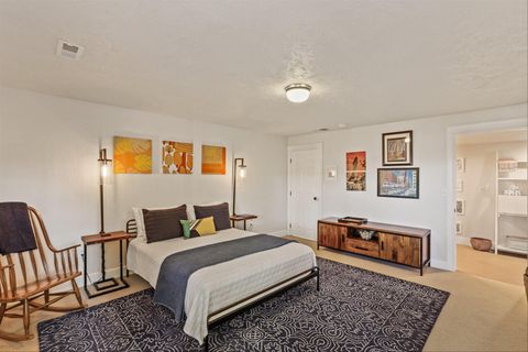 Single Family Residence in Spokane WA 10803 S Freya Rd 40.jpg