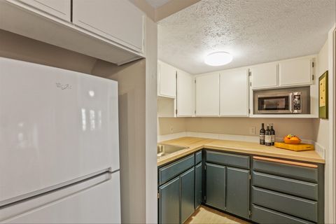 Single Family Residence in Spokane WA 10803 S Freya Rd 38.jpg