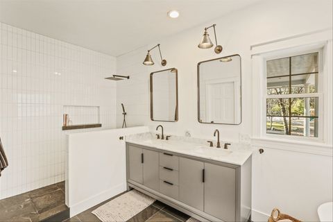 Single Family Residence in Spokane WA 10803 S Freya Rd 24.jpg