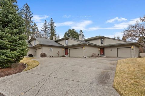 Townhouse in Spokane WA 705 W Briar Cliff Ct.jpg
