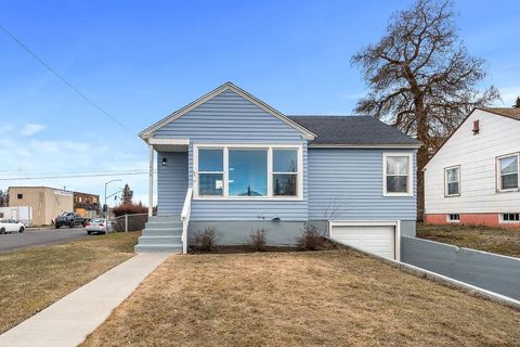 Single Family Residence in Spokane WA 1658 Broad Ave.jpg