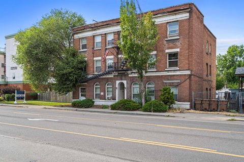  in Spokane WA 708/716 W Maxwell Ave.jpg