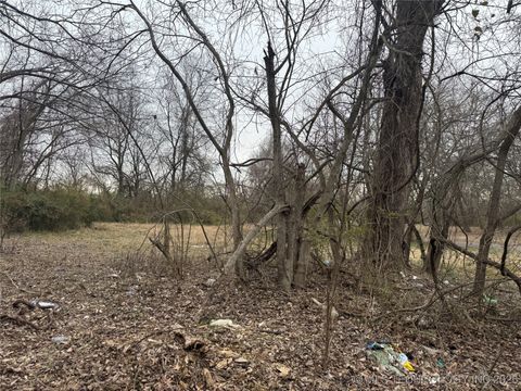 Unimproved Land in Muskogee OK 901 Indianapolis Avenue.jpg