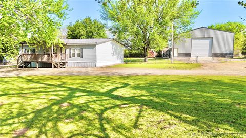 Manufactured Home in Stigler OK 122 Bk 1200 Road.jpg