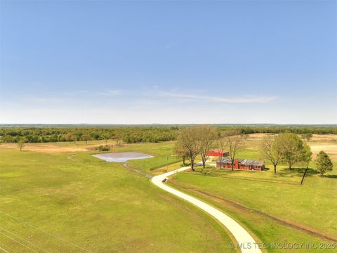 Single Family Residence in Mounds OK 14365 Creager Road.jpg