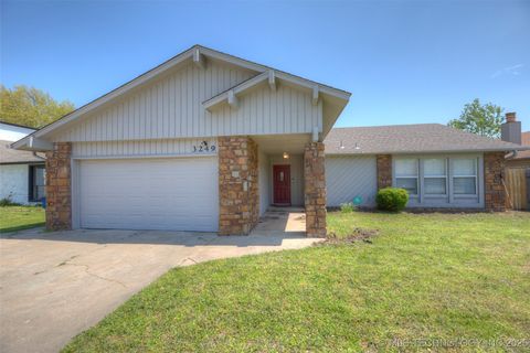 Single Family Residence in Tulsa OK 3249 S 138th EastAvenue.jpg