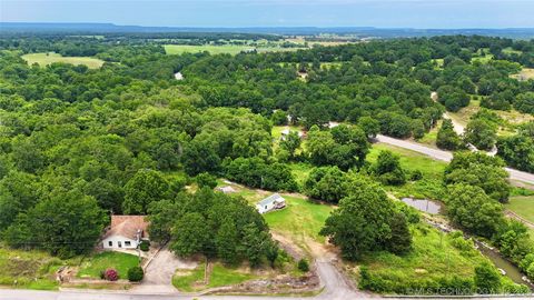 Single Family Residence in Stigler OK 30813 W Beaver Mountain Road.jpg