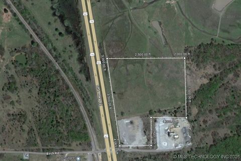  in Okmulgee OK Birch Road.jpg